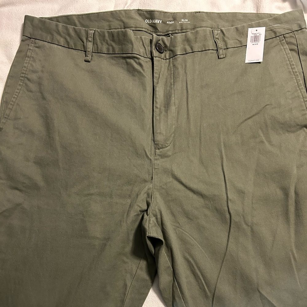 Old Navy Men's Sage Green Chinos